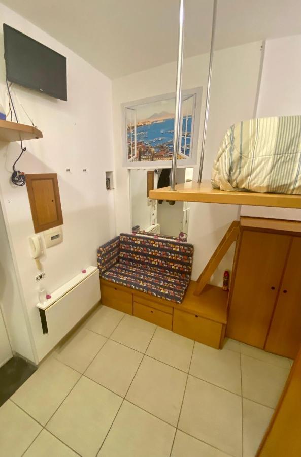 נאפולי Boat Apartment מראה חיצוני תמונה
